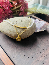Load image into Gallery viewer, 18ct Gold Plated Mother of Pearl Gold Disc Bracelet
